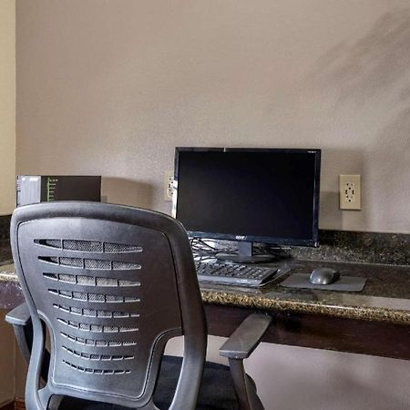 Comfort Inn & Suites Фрута Экстерьер фото