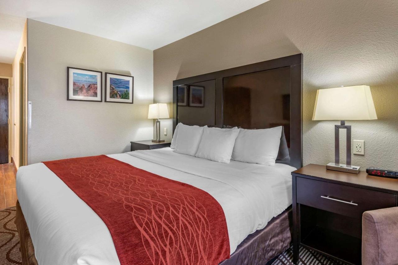 Comfort Inn & Suites Фрута Экстерьер фото
