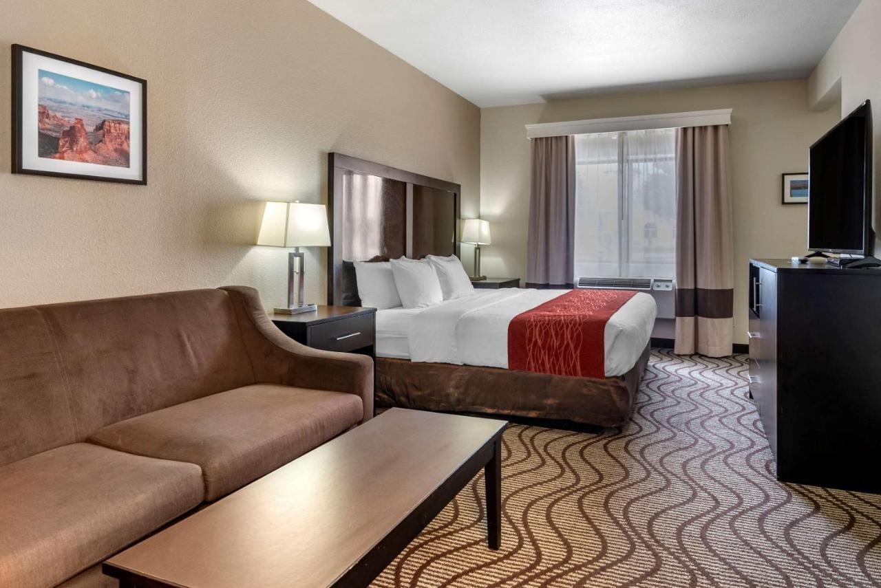 Comfort Inn & Suites Фрута Экстерьер фото