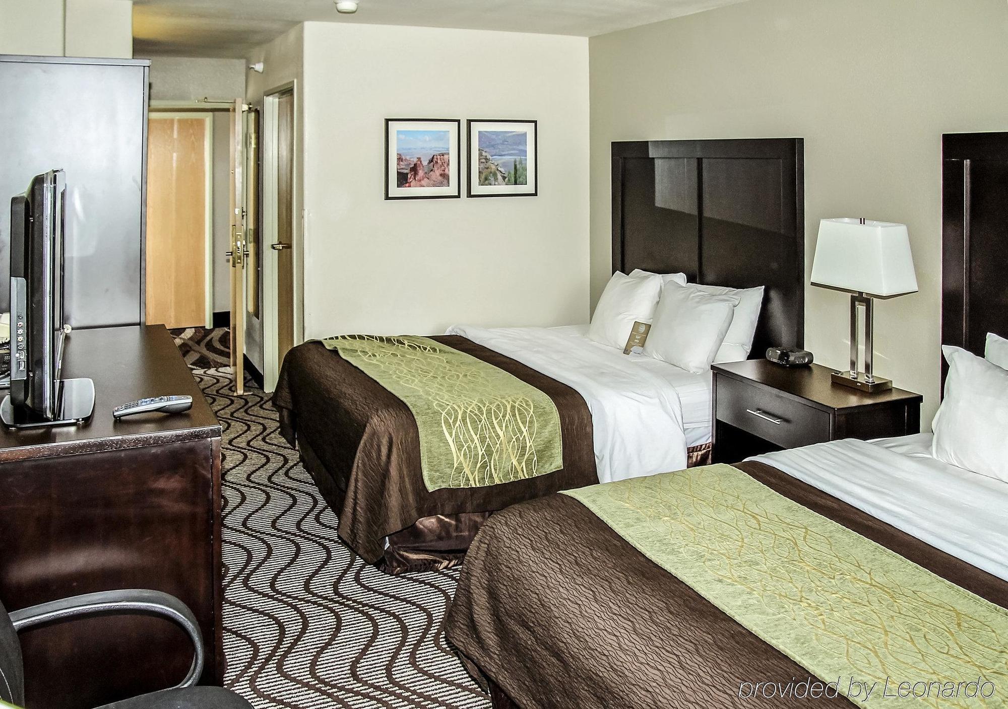 Comfort Inn & Suites Фрута Экстерьер фото