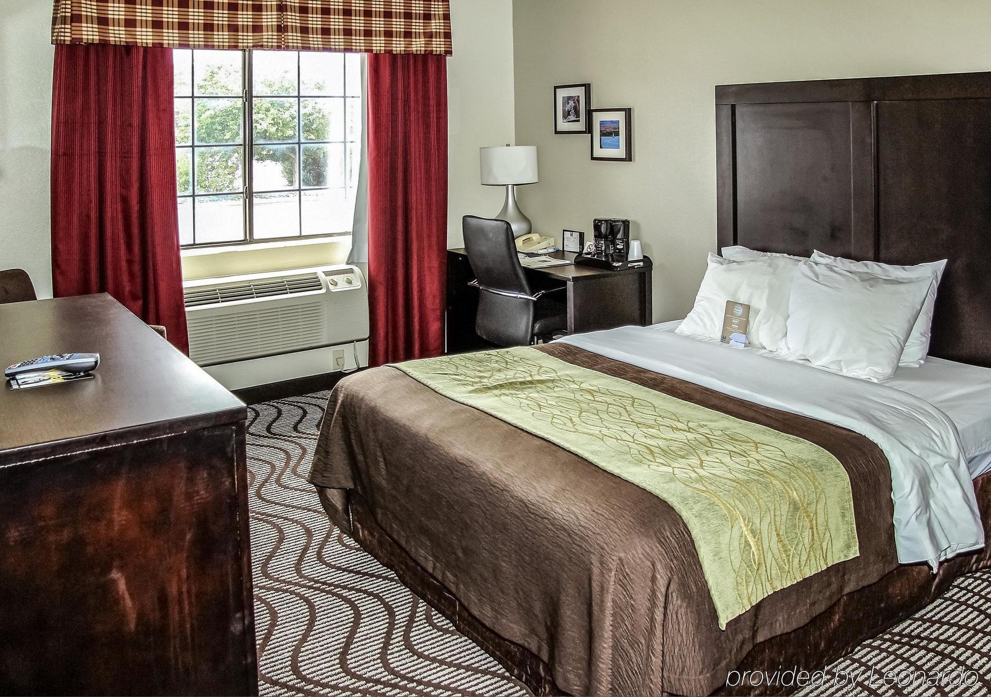 Comfort Inn & Suites Фрута Экстерьер фото